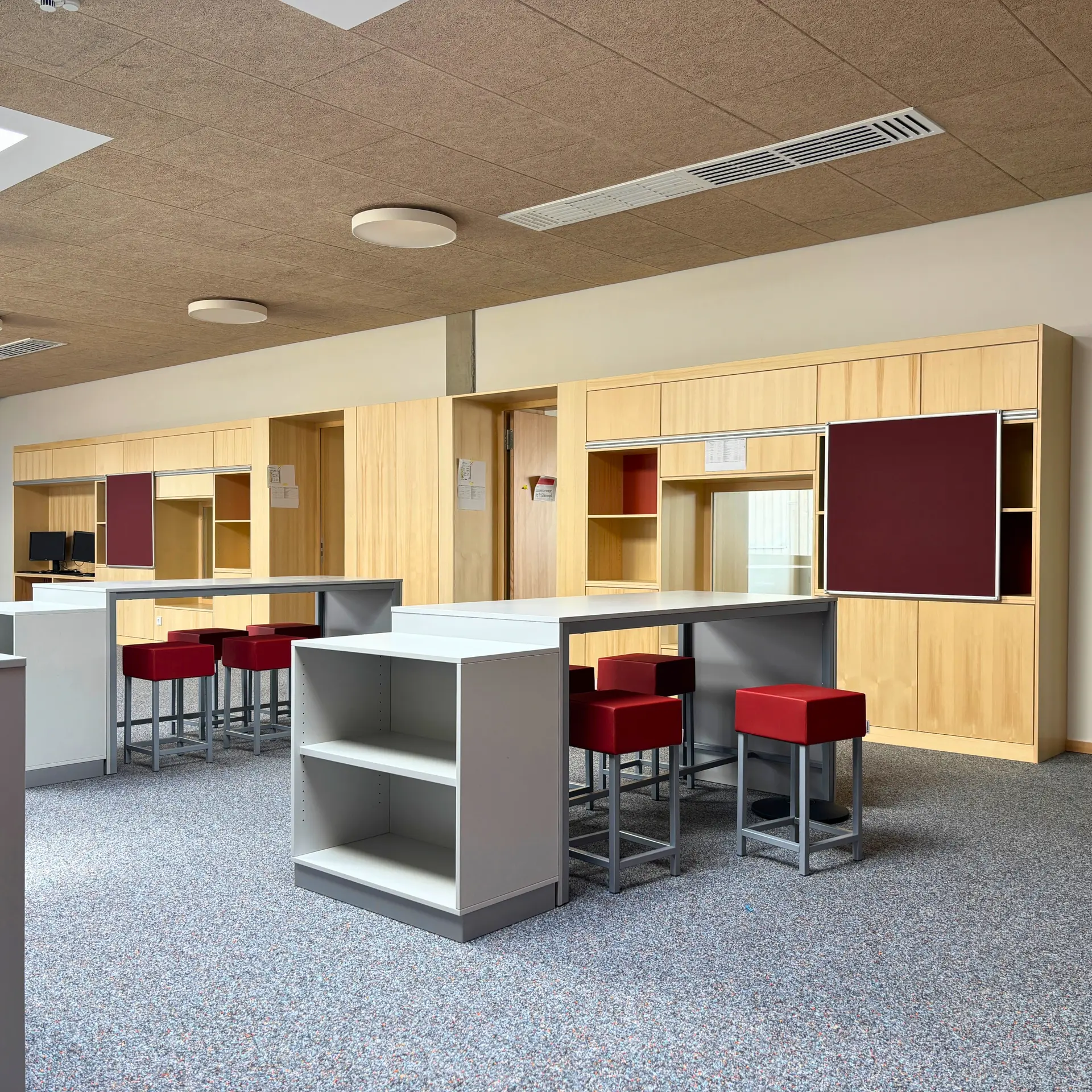 Neubau Grundschule Burlafingen – Bildung Innenausbau in Burlafingen | b² interior